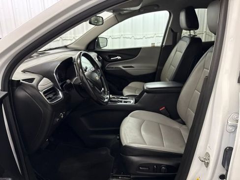 Used 2021 Chevrolet Equinox Premier FWD image 31