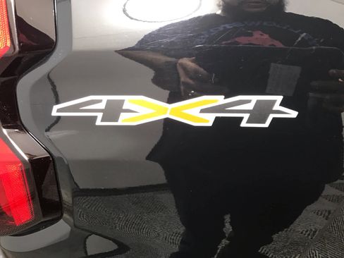 New 2026 Chevrolet Colorado W/T image 15