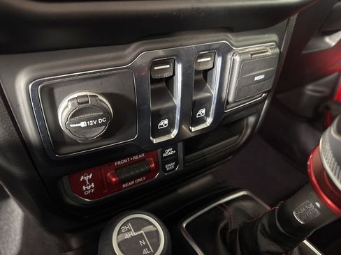 Used 2021 Jeep Wrangler Rubicon image 20