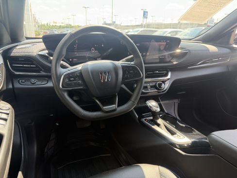 Used 2025 Buick Envista Sport Touring w/ Convenience I Package FWD image 26
