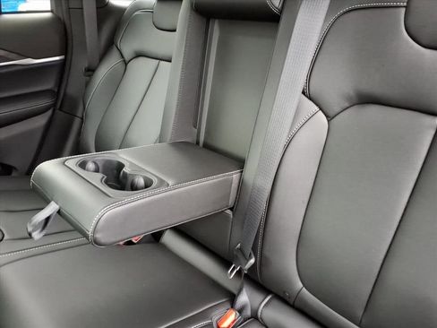 New 2025 Jeep Grand Cherokee Limited image 34