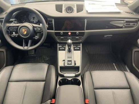 New 2026 Porsche Macan S image 18