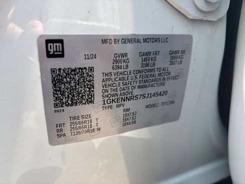 Used 2025 GMC Acadia Elevation AWD/4WD image 31