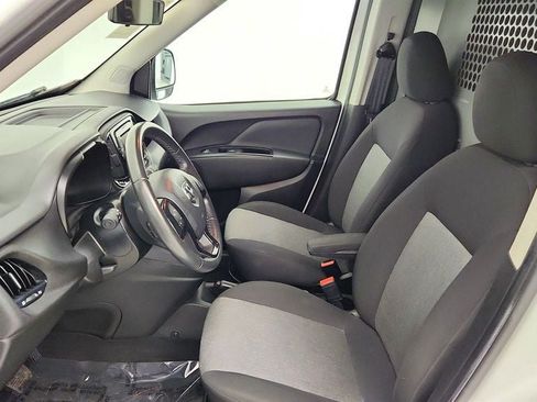 Used 2018 RAM ProMaster City Tradesman SLT FWD image 19