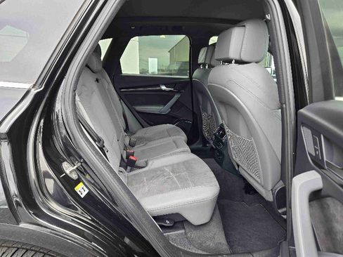 Used 2019 Audi SQ5 Premium Plus image 12