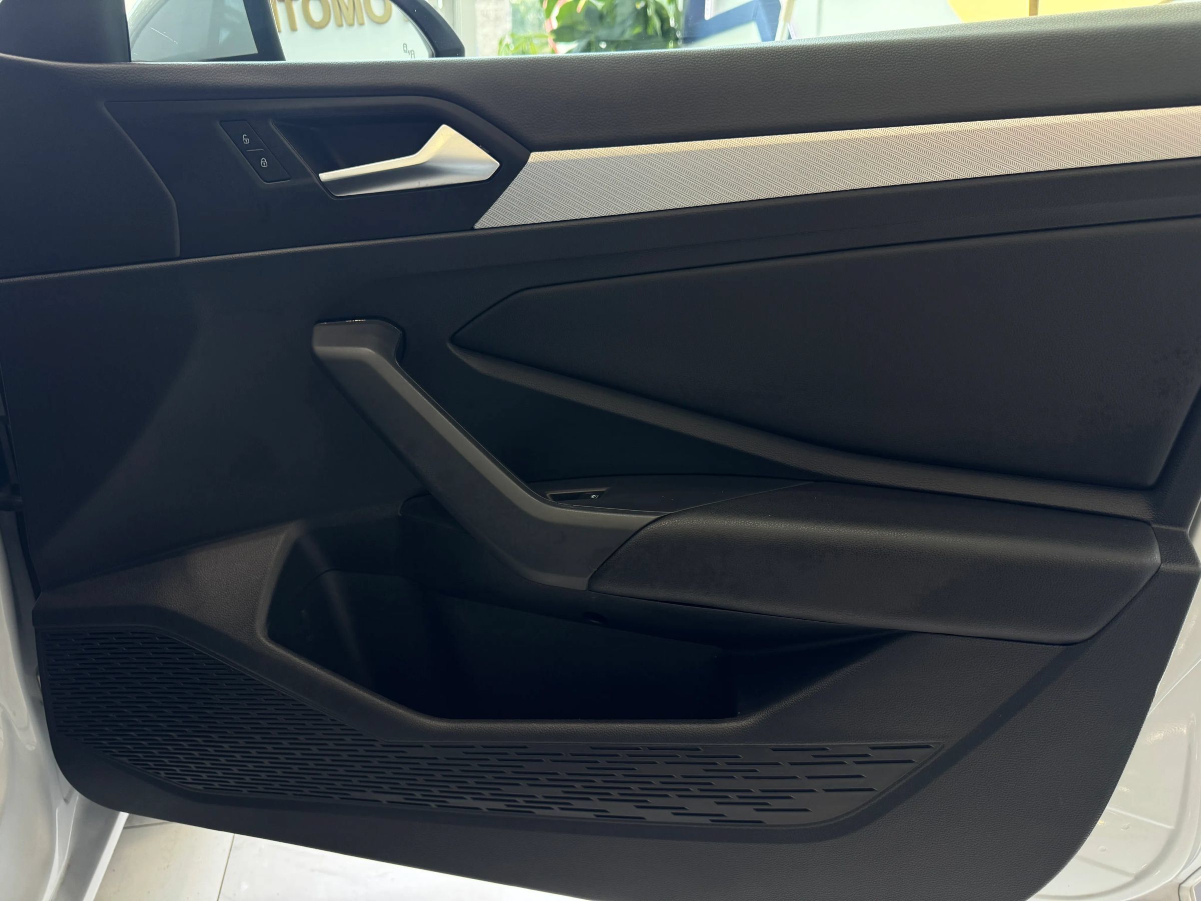Used 2019 Volkswagen Jetta S w/ Driver Assistance Package FWD image 31