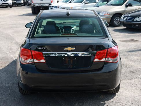Used 2016 Chevrolet Cruze LS FWD image 9