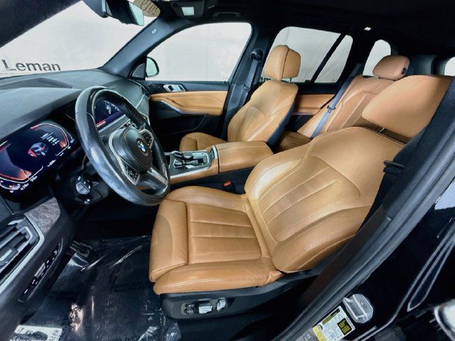 Used 2019 BMW X5 xDrive50i w/ M Sport Package AWD/4WD image 22