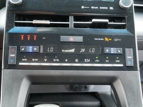 Used 2022 Toyota Avalon Touring FWD image 30