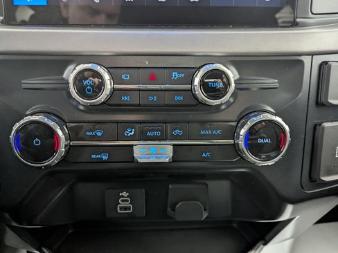 Used 2025 Ford F150 XLT w/ Equipment Group 301A Standard image 20