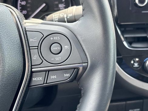 Used 2024 Toyota Camry SE w/ Convenience Package image 23