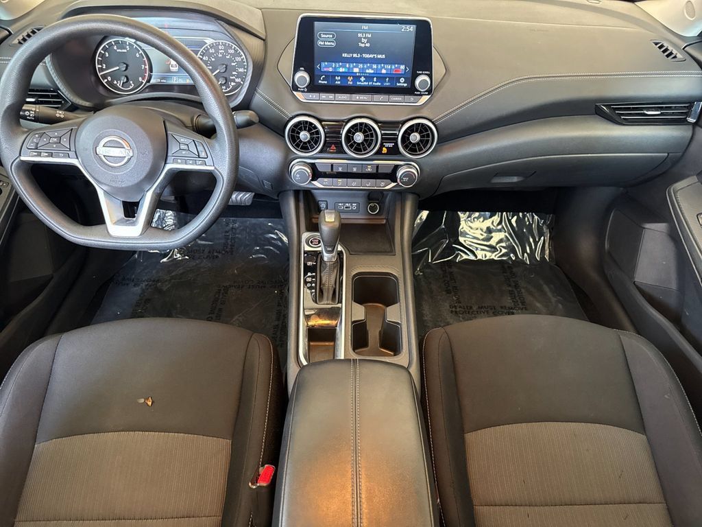 Used 2024 Nissan Sentra SV FWD image 12