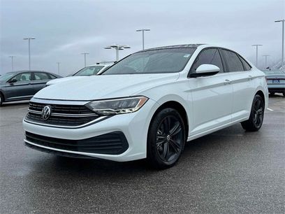 Certified 2024 Volkswagen Jetta SE w/ Panoramic Sunroof Package