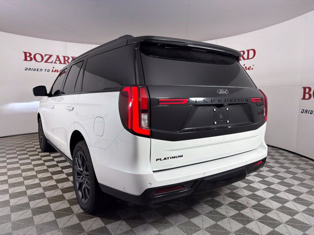 Used 2025 Ford Expedition Platinum w/ Stealth Performance Package AWD/4WD image 9