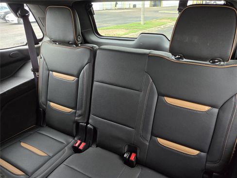 Used 2023 GMC Yukon AT4 w/ AT4 Premium Package AWD/4WD image 20