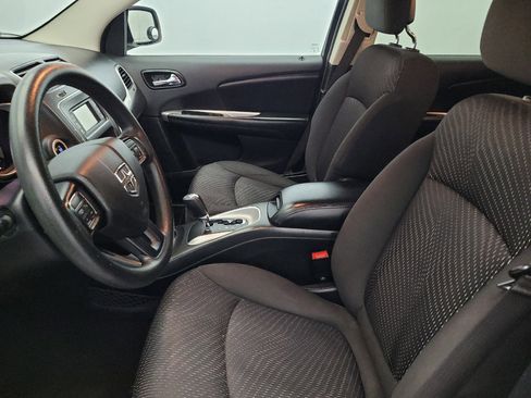 Used 2015 Dodge Journey SXT w/ Flexible Seating Group image 17