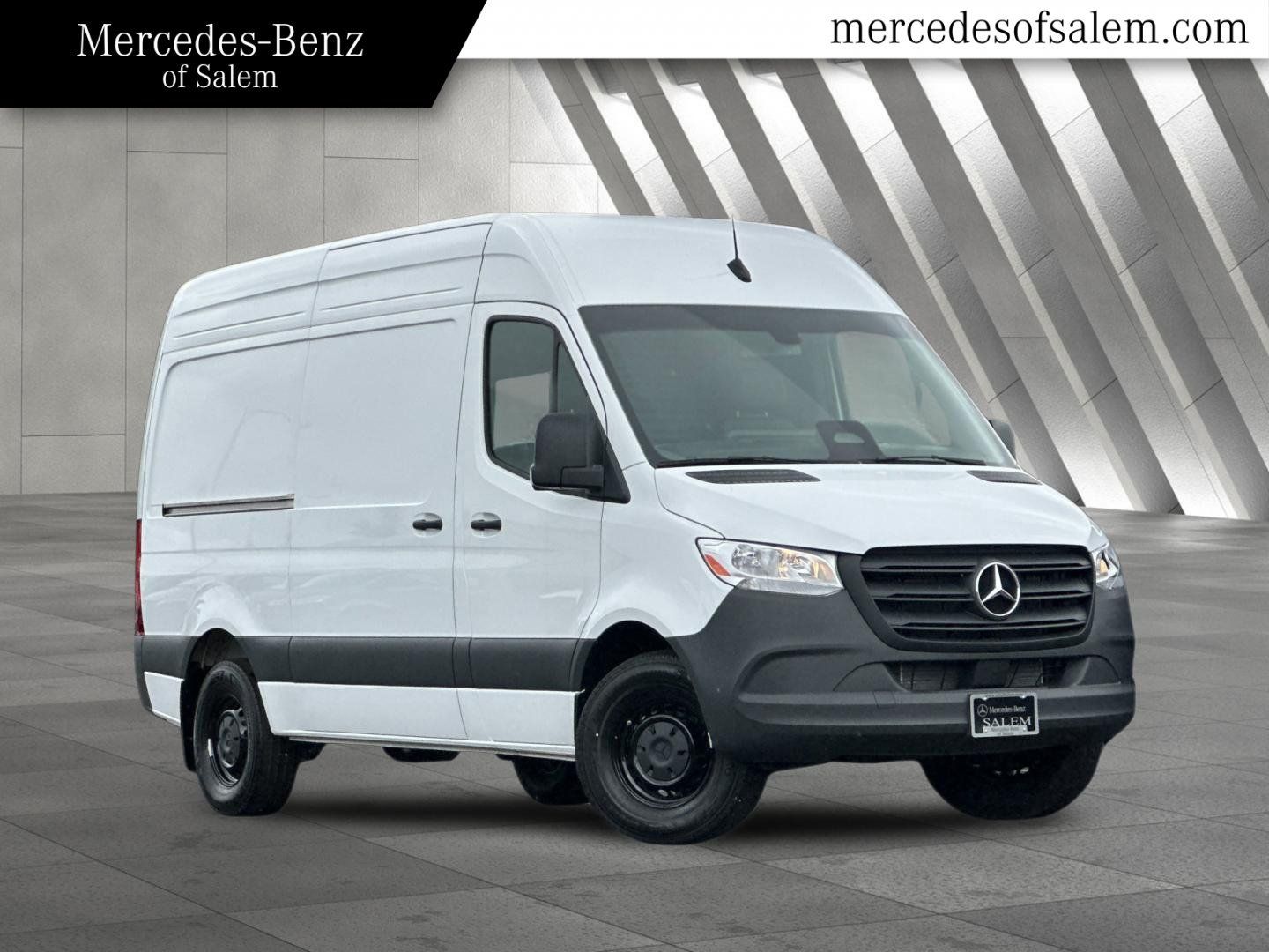 Used 2025 Mercedes-Benz Sprinter 2500 image 1