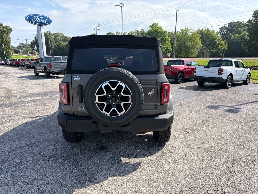 New 2026 Ford Bronco Outer Banks AWD/4WD image 4