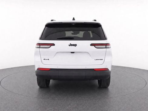 Used 2023 Jeep Grand Cherokee L Limited w/ Luxury Tech Group II AWD/4WD image 10
