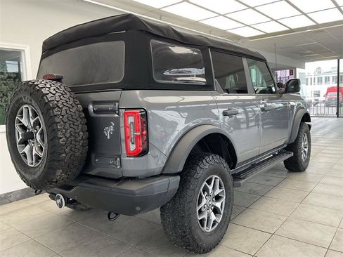 Used 2022 Ford Bronco Badlands AWD/4WD image 5