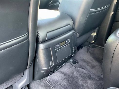 Used 2020 Nissan Armada SL w/ Premium Package RWD image 12