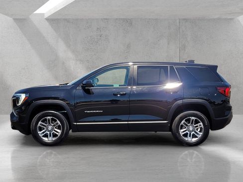Used 2025 GMC Terrain Elevation AWD/4WD image 8