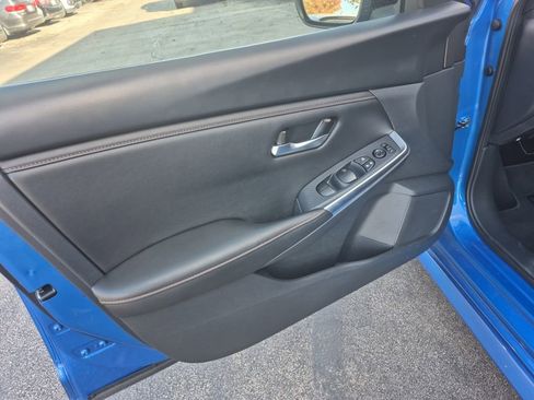 Used 2023 Nissan Sentra SR w/ Electronics Package image 20