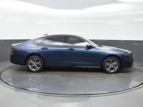 Used 2025 Honda Accord EX-L image 7