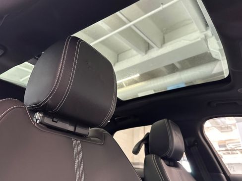 Used 2025 Jaguar F-PACE R-Dynamic S image 25