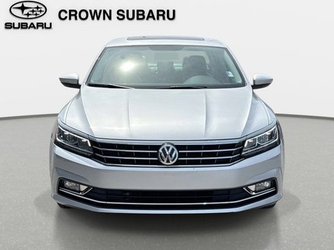 Used 2016 Volkswagen Passat 1.8T SE FWD image 9