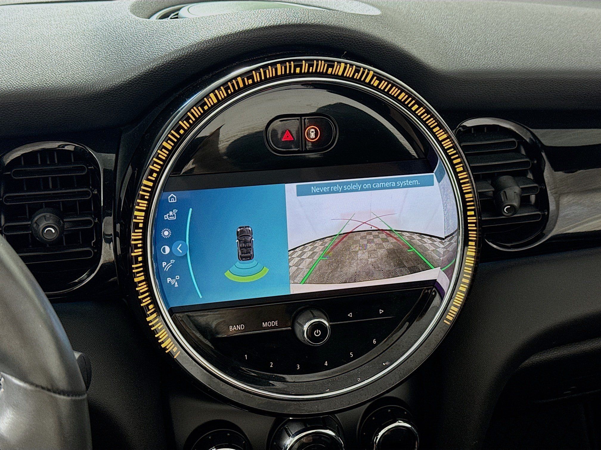 Used 2023 MINI Cooper S FWD image 2