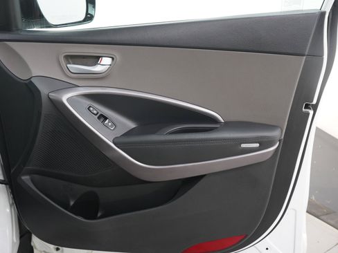 Used 2015 Hyundai Santa Fe Sport FWD image 11
