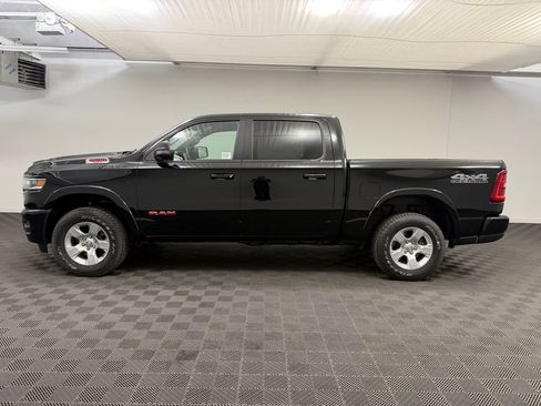 Used 2025 RAM 1500 Big Horn AWD/4WD image 2