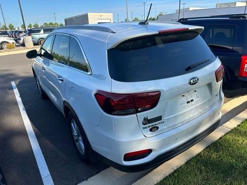 Used 2020 Kia Sorento LX w/ LX I4 Convenience Package AWD/4WD image 9