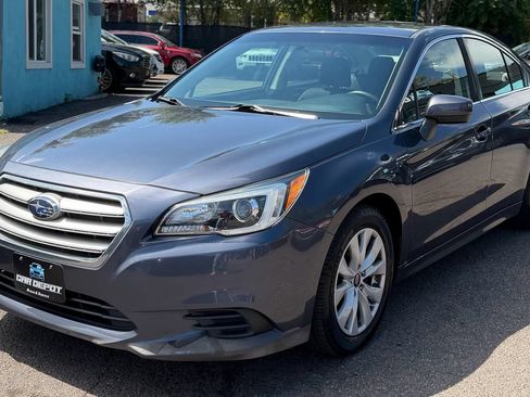 Used 2017 Subaru Legacy 2.5i Premium AWD/4WD image 7