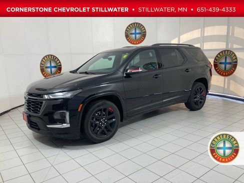 Used 2022 Chevrolet Traverse Premier w/ Redline Edition AWD/4WD image 1
