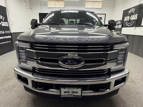 Used 2018 Ford F350 Lariat w/ Lariat Ultimate Package AWD/4WD image 5