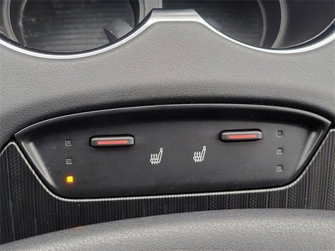 Used 2024 Toyota Venza Nightshade image 27