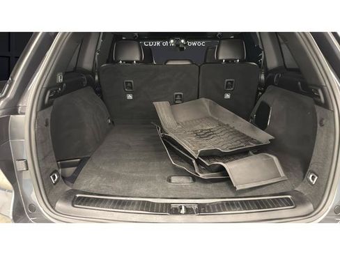 Used 2022 Jeep Grand Cherokee Trailhawk w/ Luxury Tech Group III AWD/4WD image 24