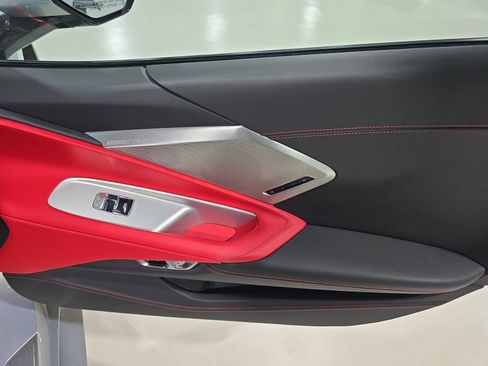 Used 2022 Chevrolet Corvette Stingray Premium Cpe w/ Z51 Performance Package image 21