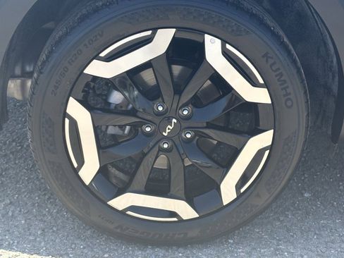 Used 2024 Kia Telluride S w/ S Sunroof Package FWD image 8
