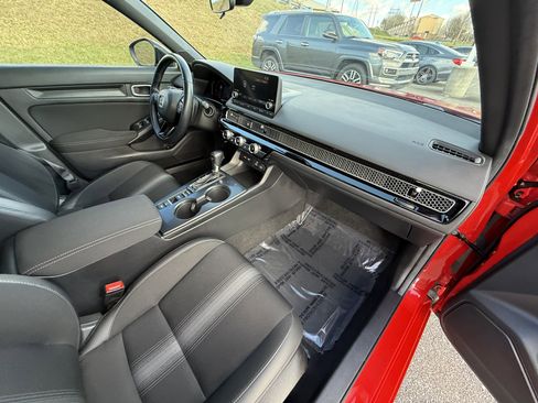 Used 2023 Honda Civic Sport image 19