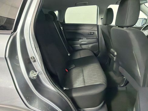 Used 2025 Mitsubishi Outlander Sport AWD image 29