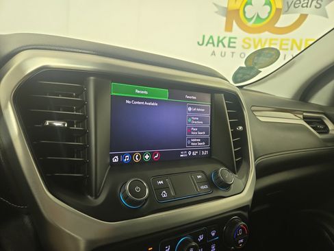 Certified 2023 GMC Acadia SLE w/ Driver Convenience Package image 21