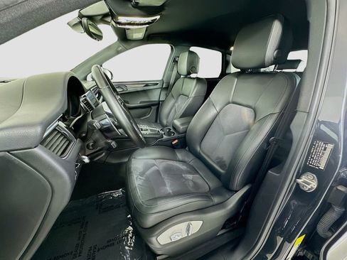 Used 2018 Porsche Macan image 5