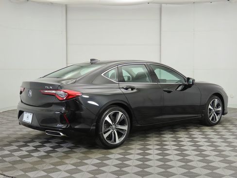 Used 2025 Acura TLX w/ Technology Package image 6