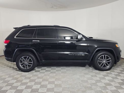 Used 2018 Jeep Grand Cherokee Limited AWD/4WD image 13