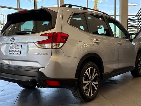 Used 2023 Subaru Forester Limited AWD/4WD image 5