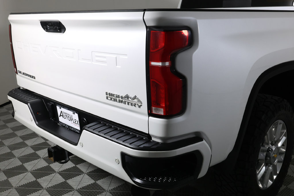 Used 2024 Chevrolet Silverado 2500 High Country w/ Technology Package AWD/4WD image 52