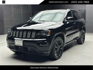 Used 2021 Jeep Grand Cherokee Laredo X image 1